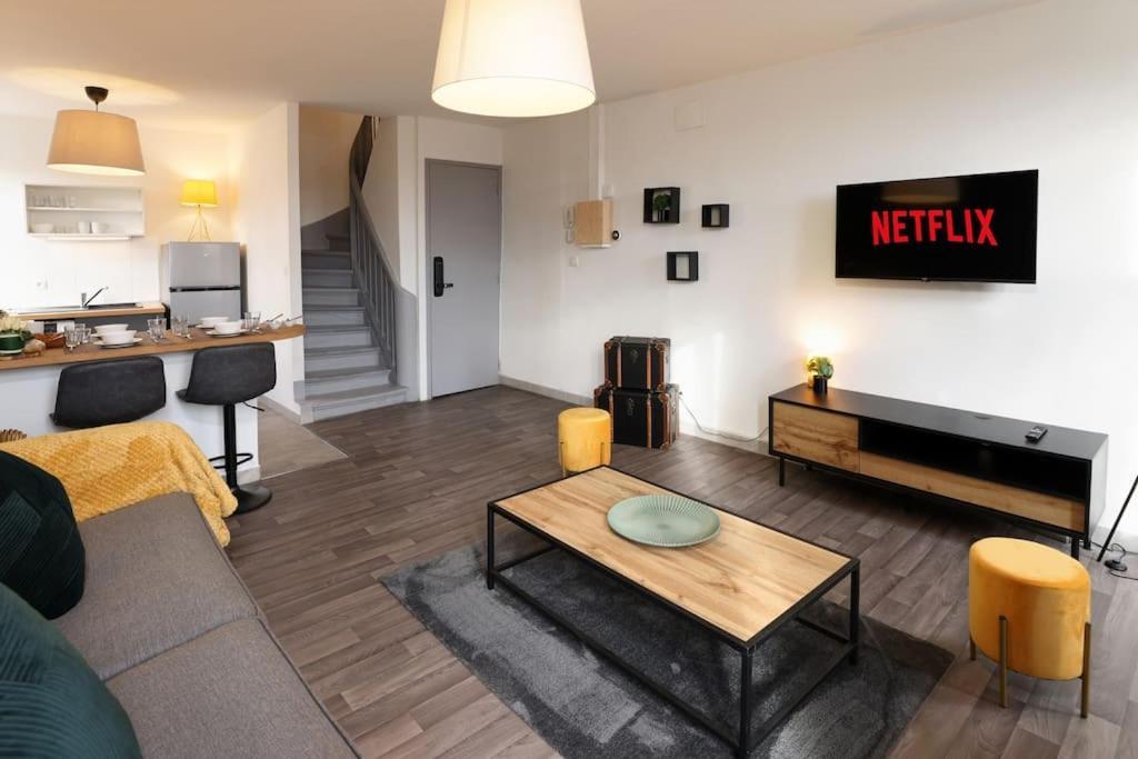 N3 Des Etudes Duplex Hypercentre Wifi Conciergeriedamecarcas Apartment Carcassonne Bagian luar foto